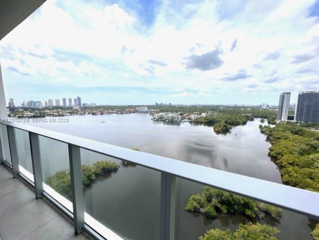 MARINA PALMS RESIDENCES S - Residential Lease