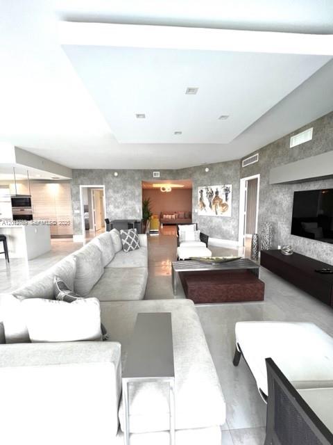 MARINA PALMS RESIDENCES S - Residential Lease