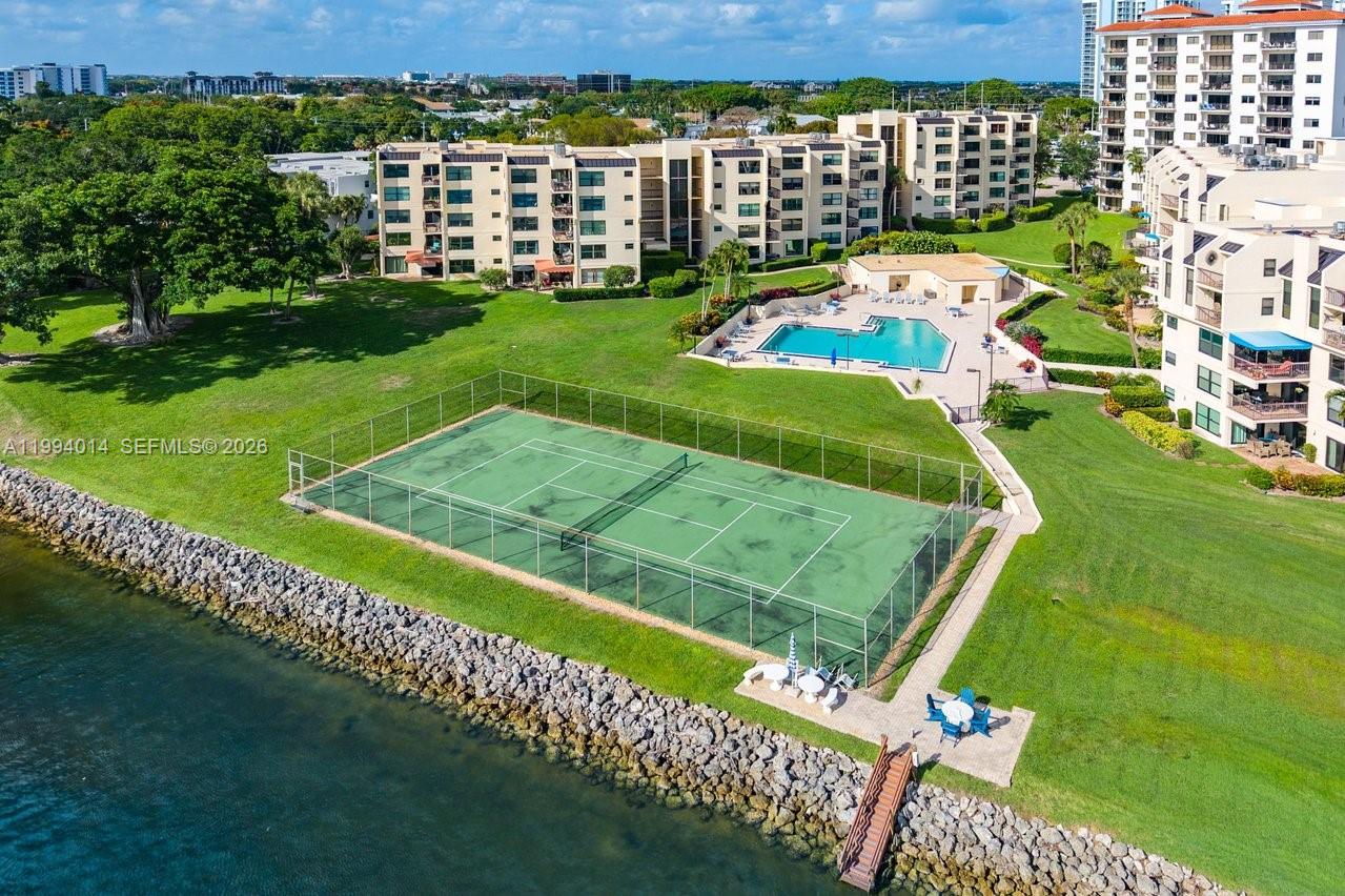 EVERGLADES OF NORTH PALM - Residential