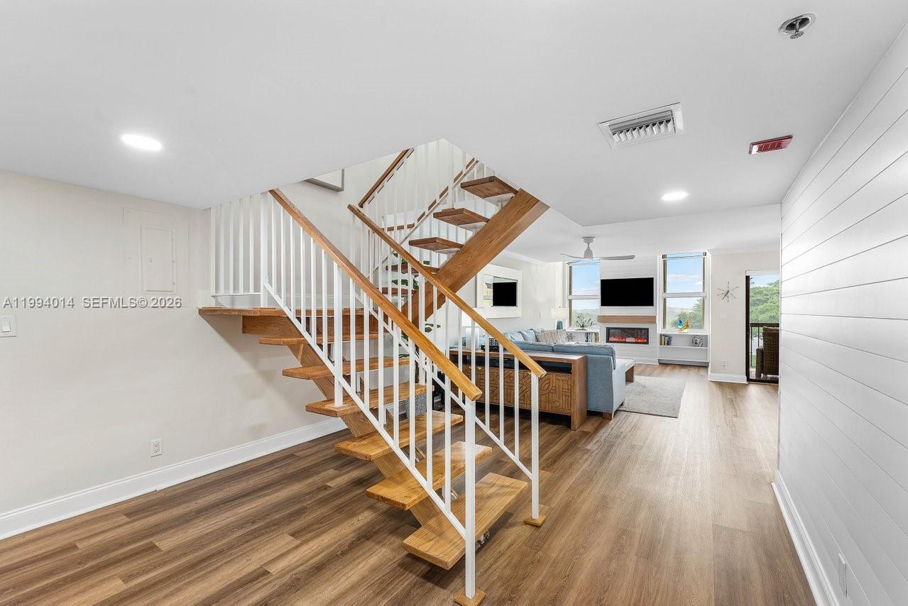 EVERGLADES OF NORTH PALM - Residential