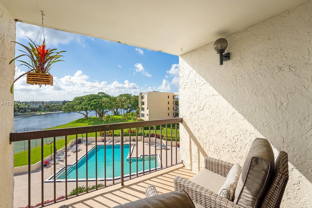 EVERGLADES OF NORTH PALM - Residential