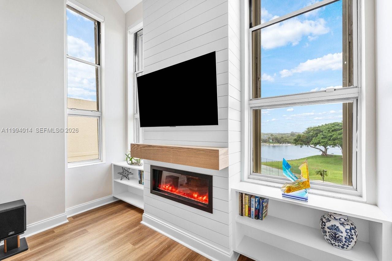 EVERGLADES OF NORTH PALM - Residential