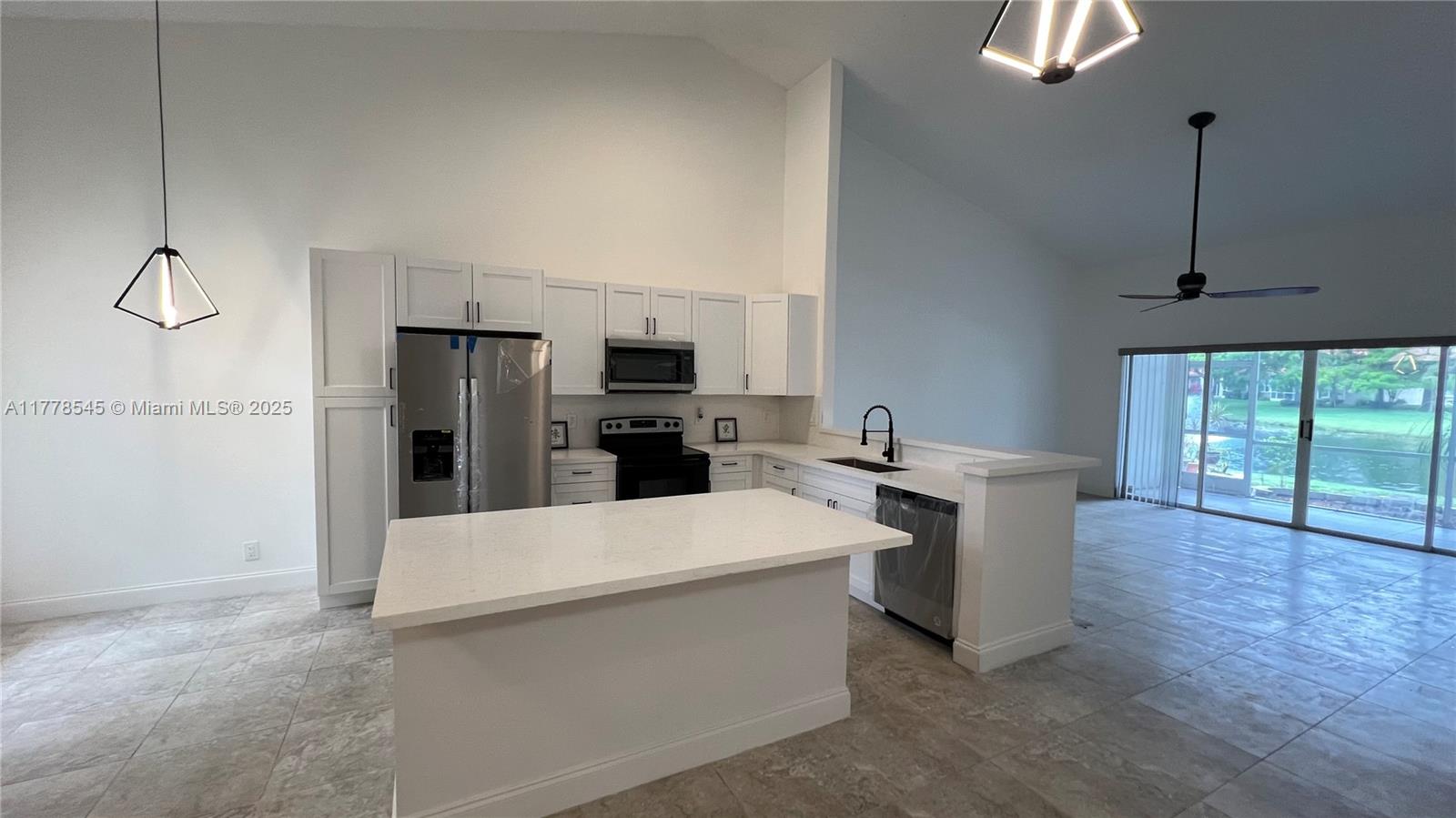 QUAIL RUN VILLAS - Residential