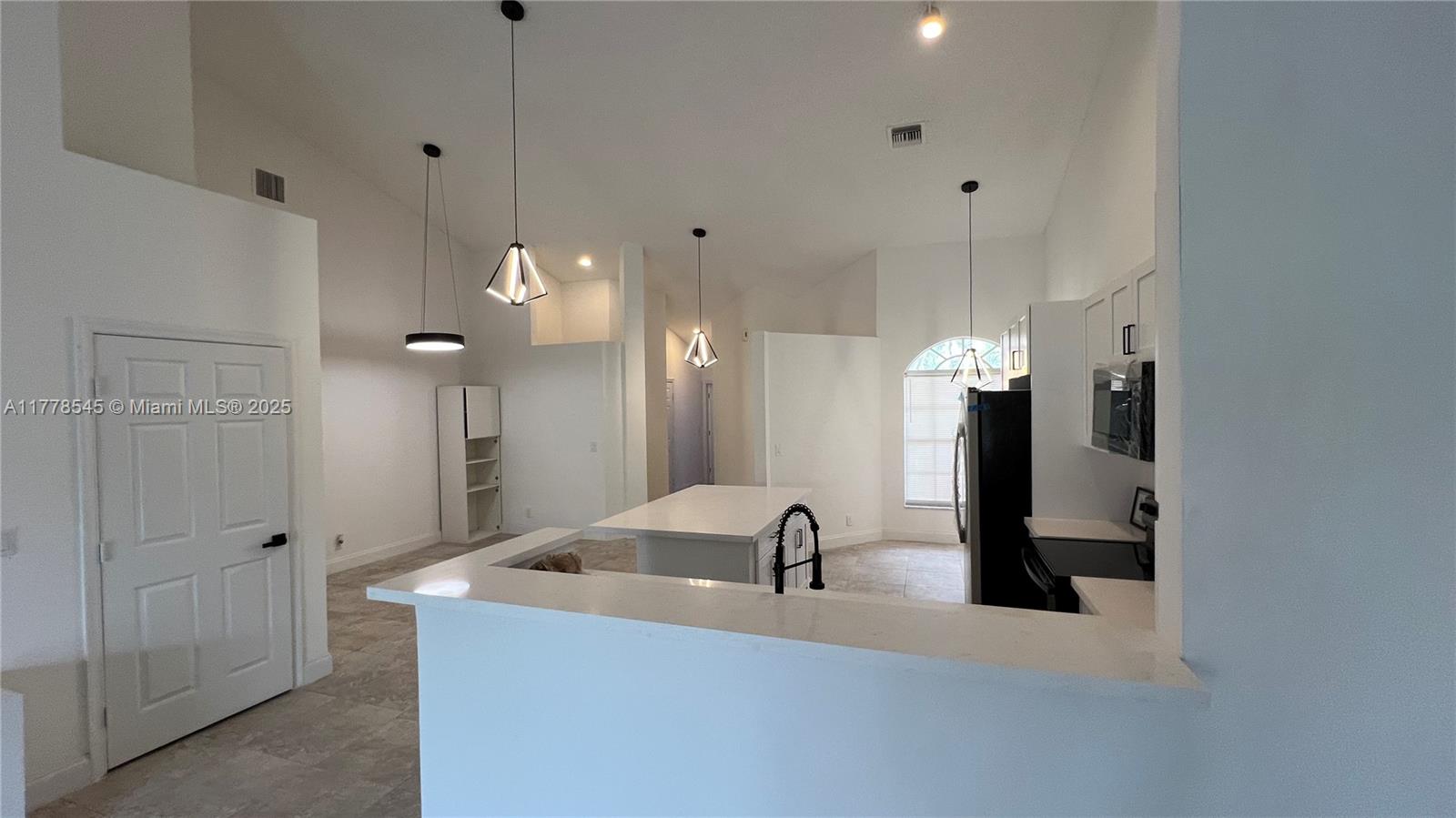 QUAIL RUN VILLAS - Residential