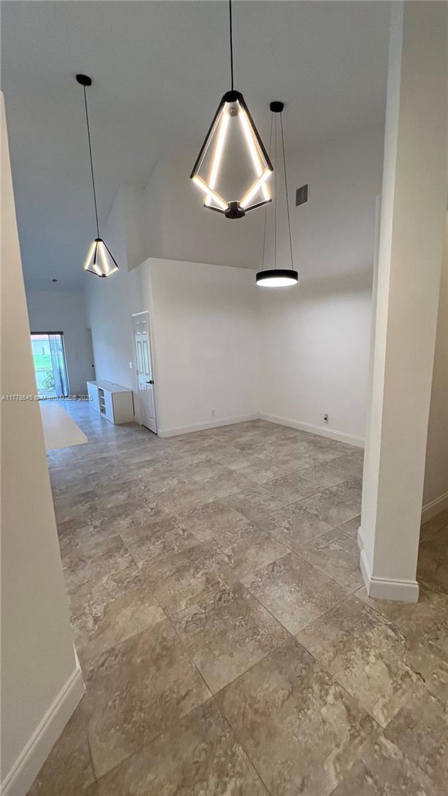 Renovated in a Beautiful neighborhood offering 2 bedroom, 2 bathroom, new open kitchen with SS appliances, Quartz countertops, new washer and dyer, freshly painted, one car garage, one car specs outside , guess parking Lake view, High ceilings. Ceramic flooring, all amenities such as tennis courts, gym, big pool, club house, management office on site.  Low HOA.  Close to supermarket, pharmacy and much more. Great location …  Call now!!!!’