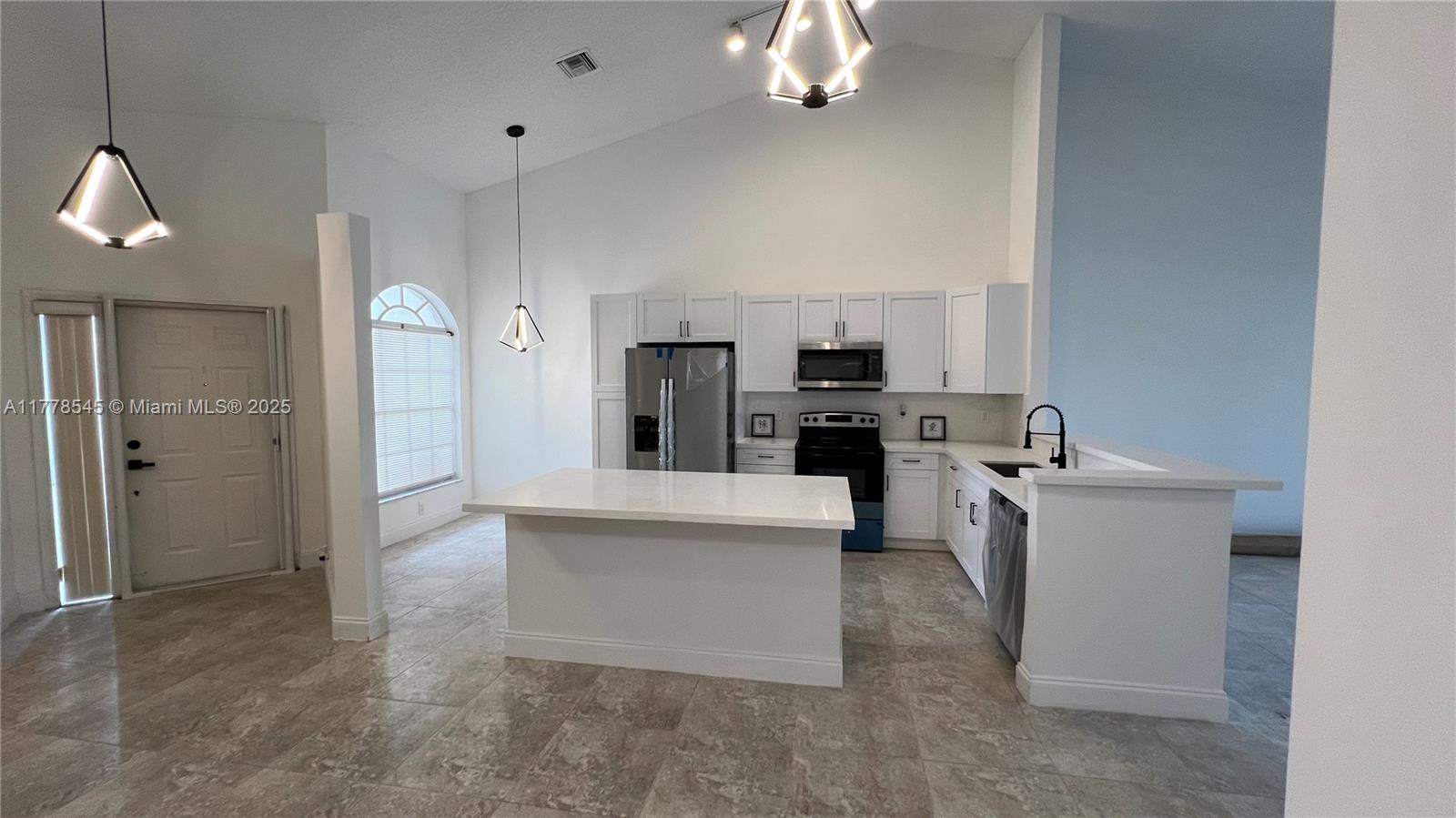 QUAIL RUN VILLAS - Residential
