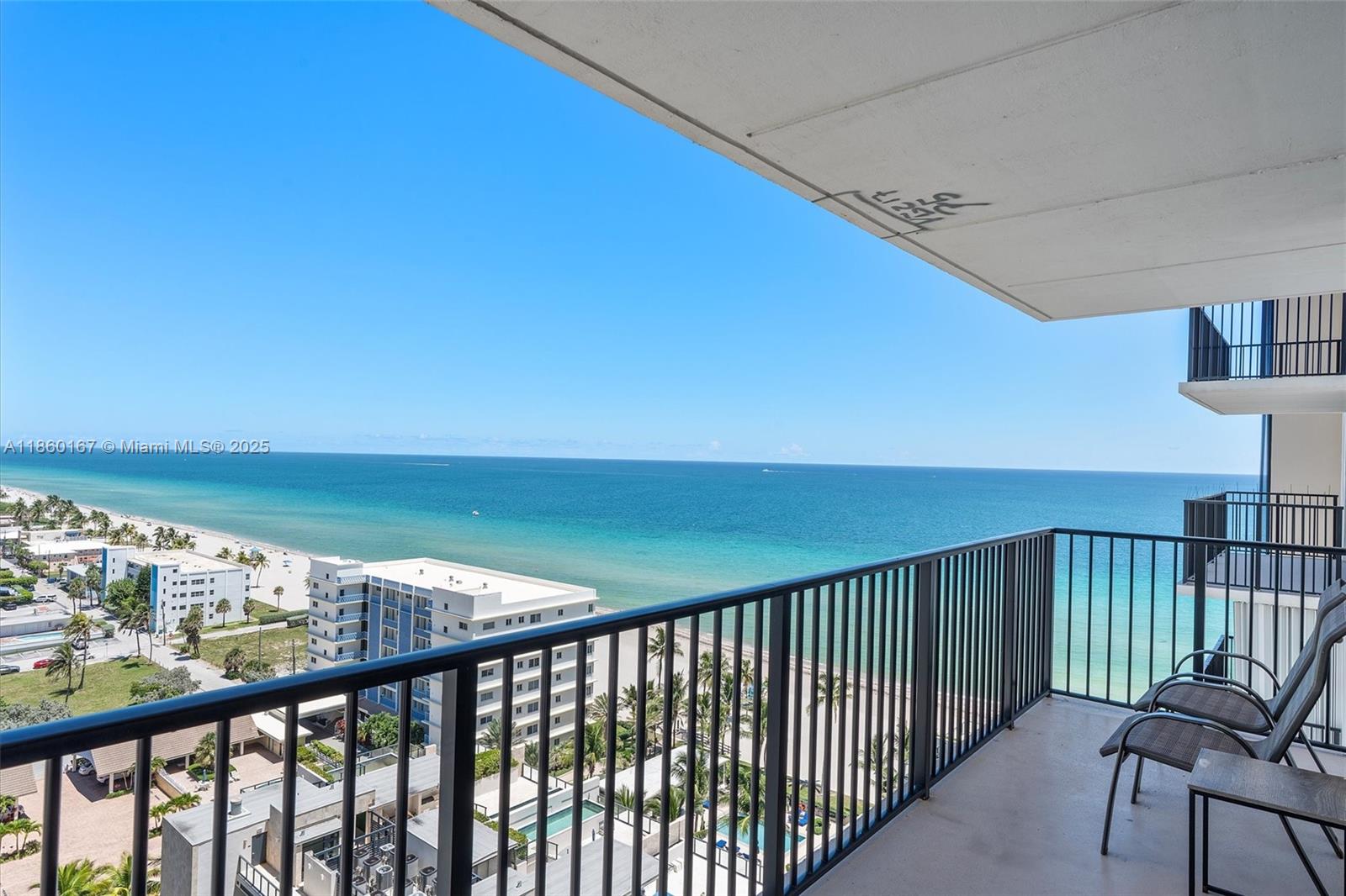 QUADOMAIN TOWER I AND IV - Residential