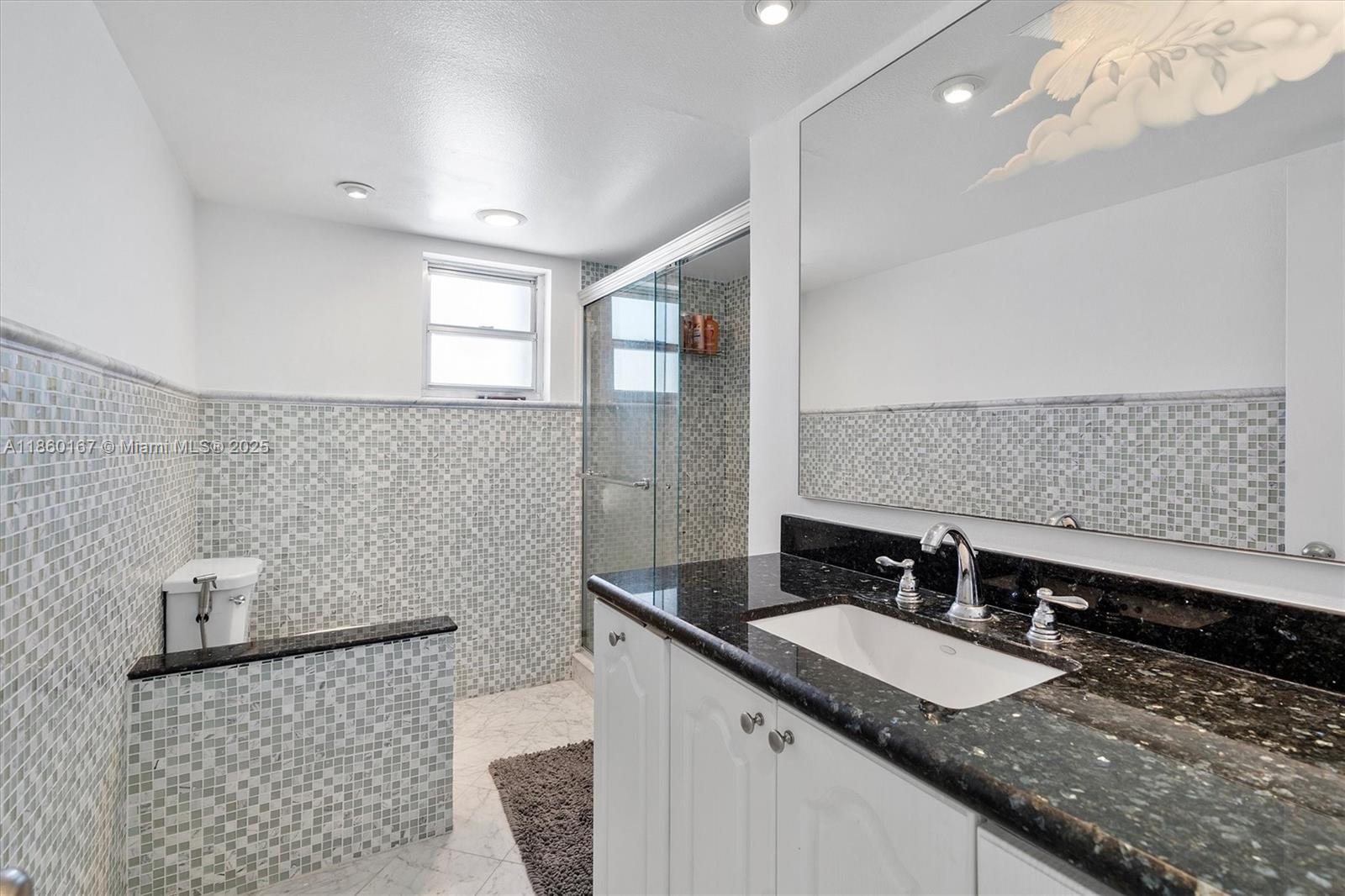 QUADOMAIN TOWER I AND IV - Residential