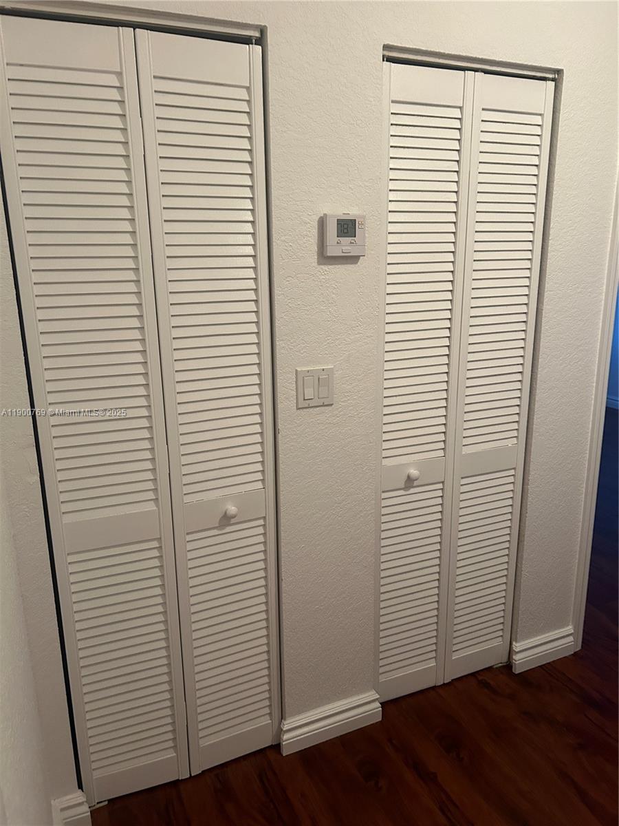 INDIANA GROVE CONDO - Residential Lease