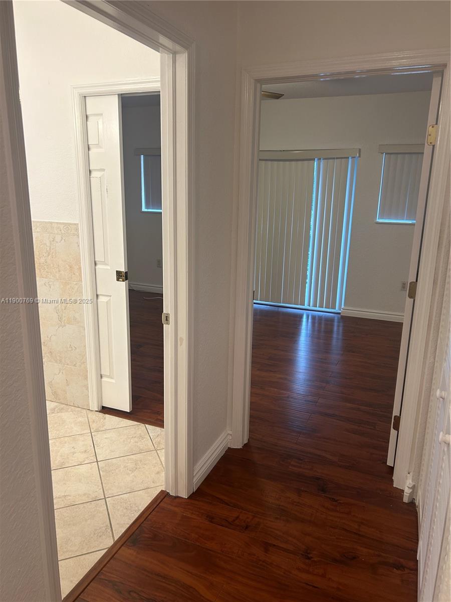 INDIANA GROVE CONDO - Residential Lease