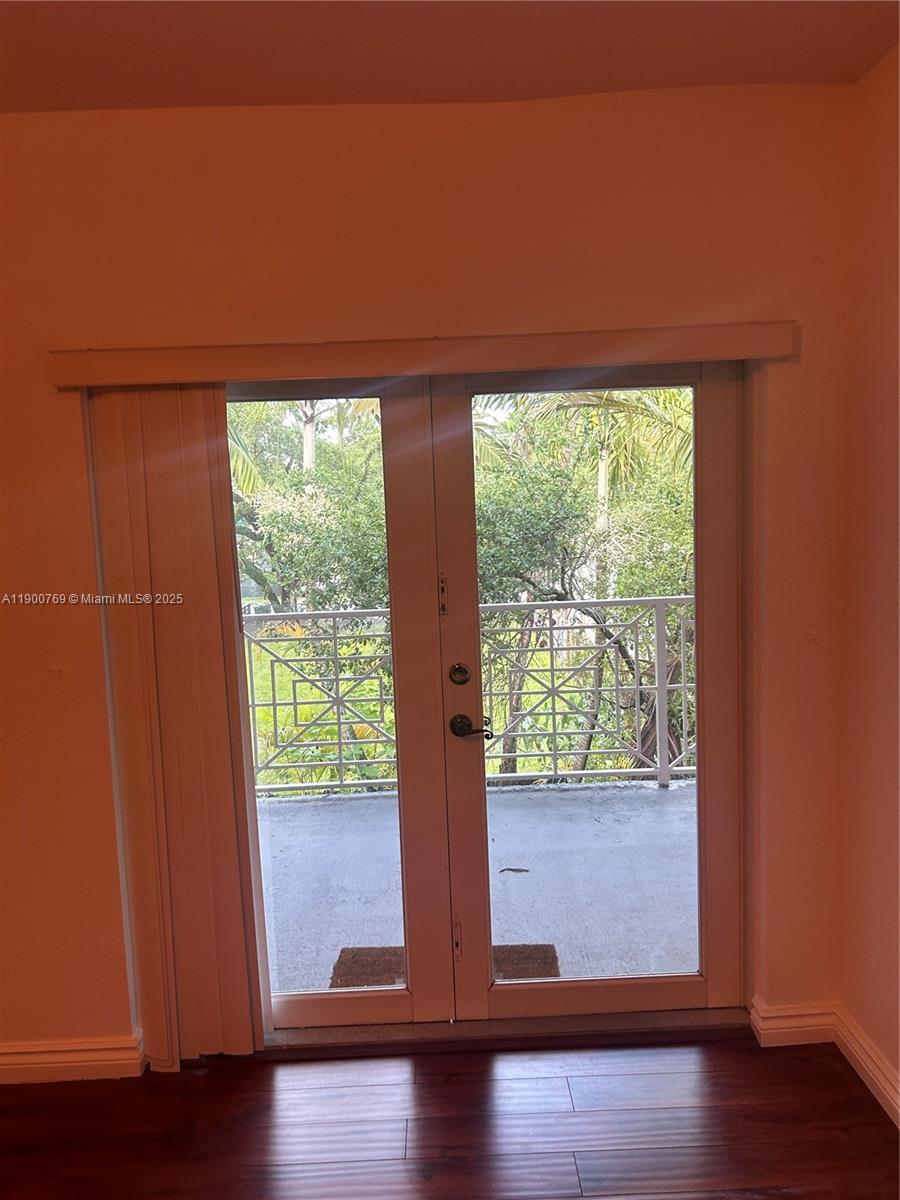 INDIANA GROVE CONDO - Residential Lease