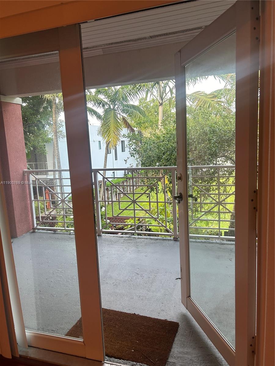 INDIANA GROVE CONDO - Residential Lease