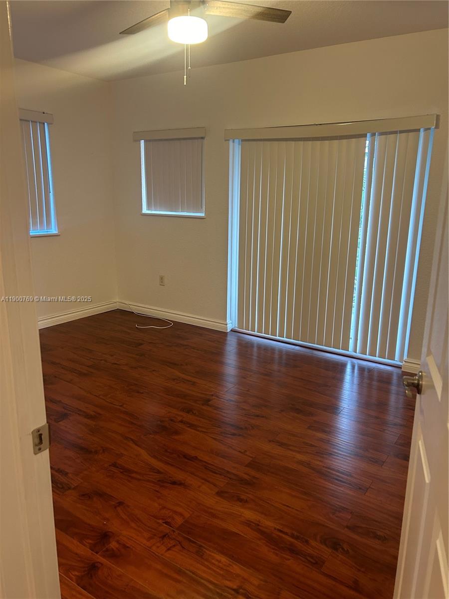 INDIANA GROVE CONDO - Residential Lease