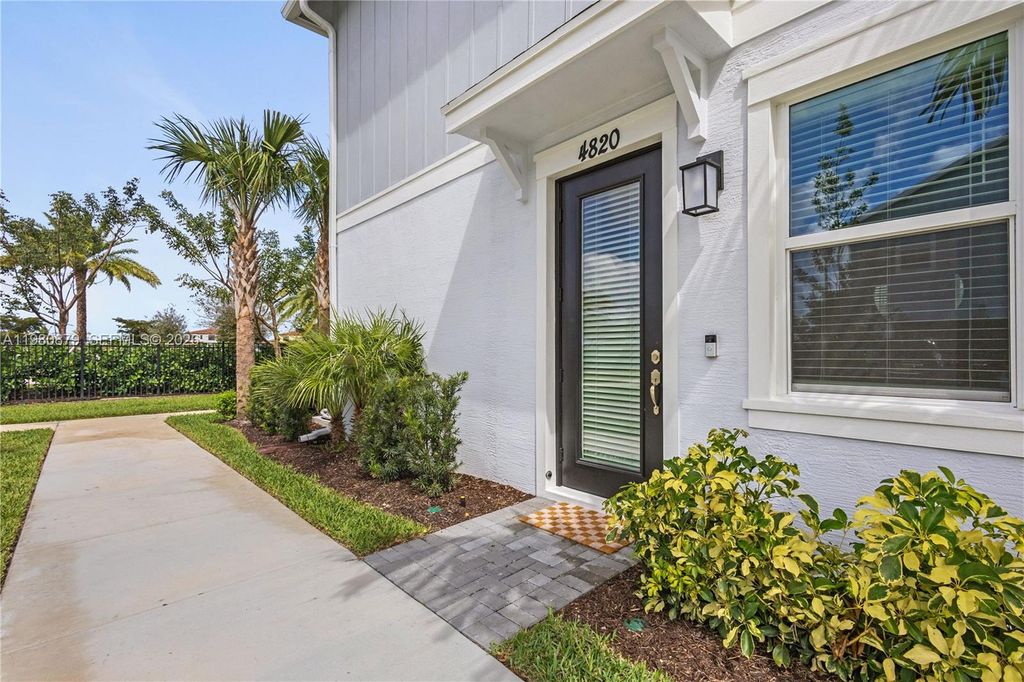 Photo of 4820 N Longwood Lake Sq, Westlake, FL 33470 (MLS # A11980879)