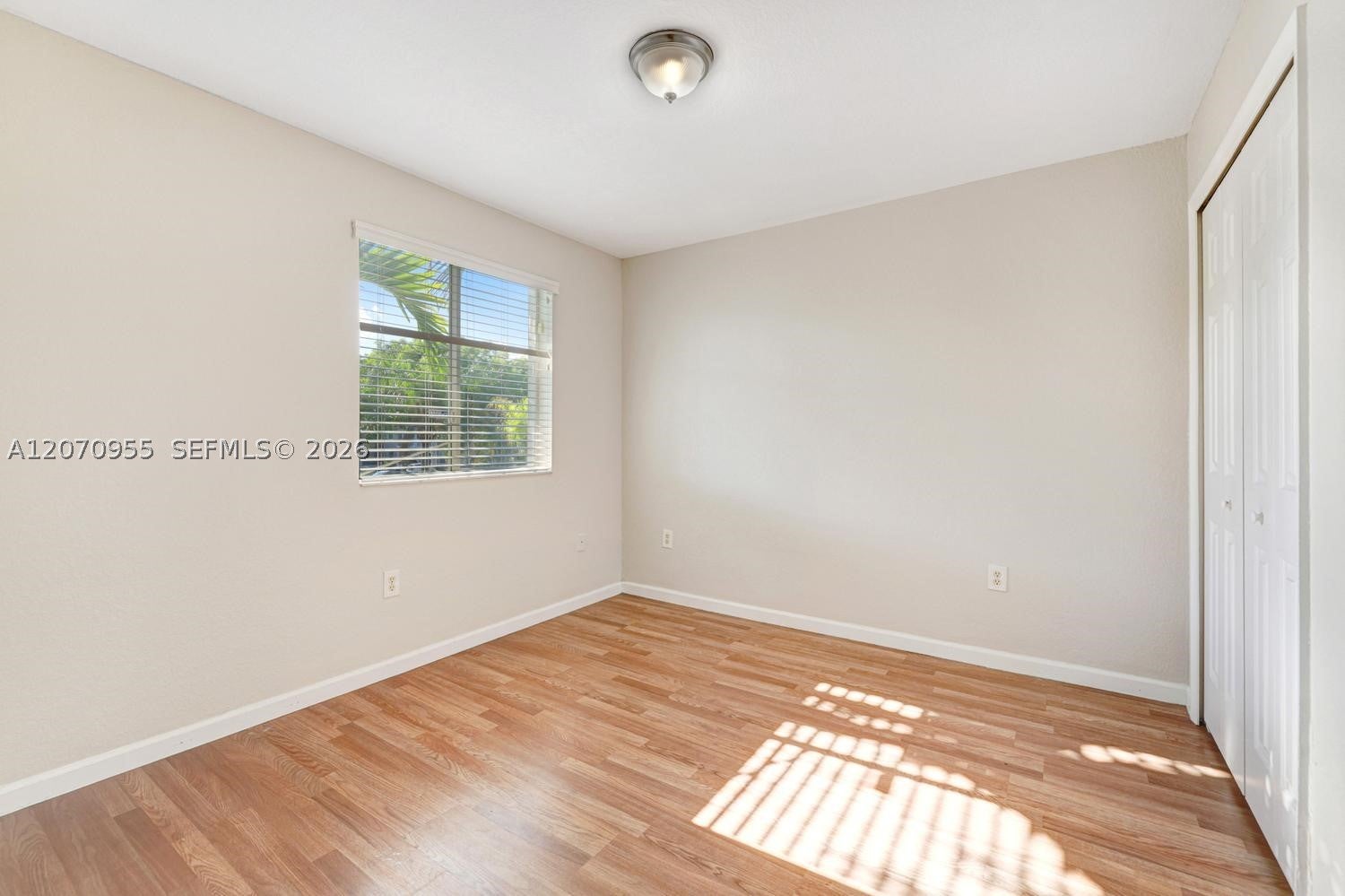 2828 SE 16th Ave 114, Homestead, FL, 33035/$280,000 4 2828 SE 16th Ave 114