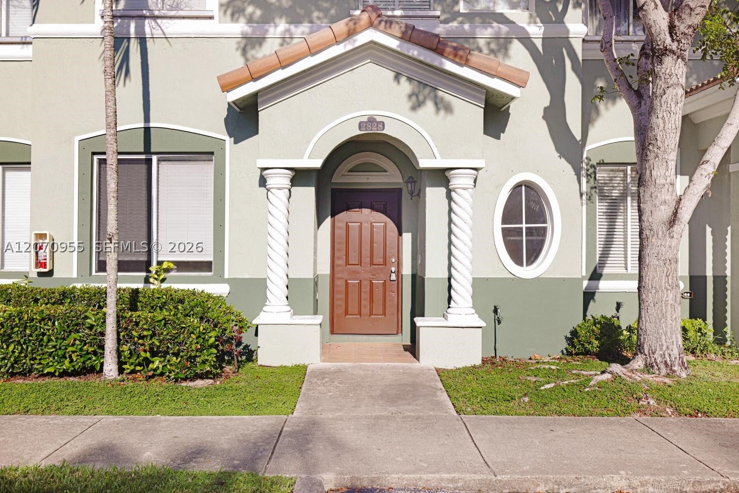 2828 SE 16th Ave 114, Homestead, FL, 33035/$280,000 2 2828 SE 16th Ave 114