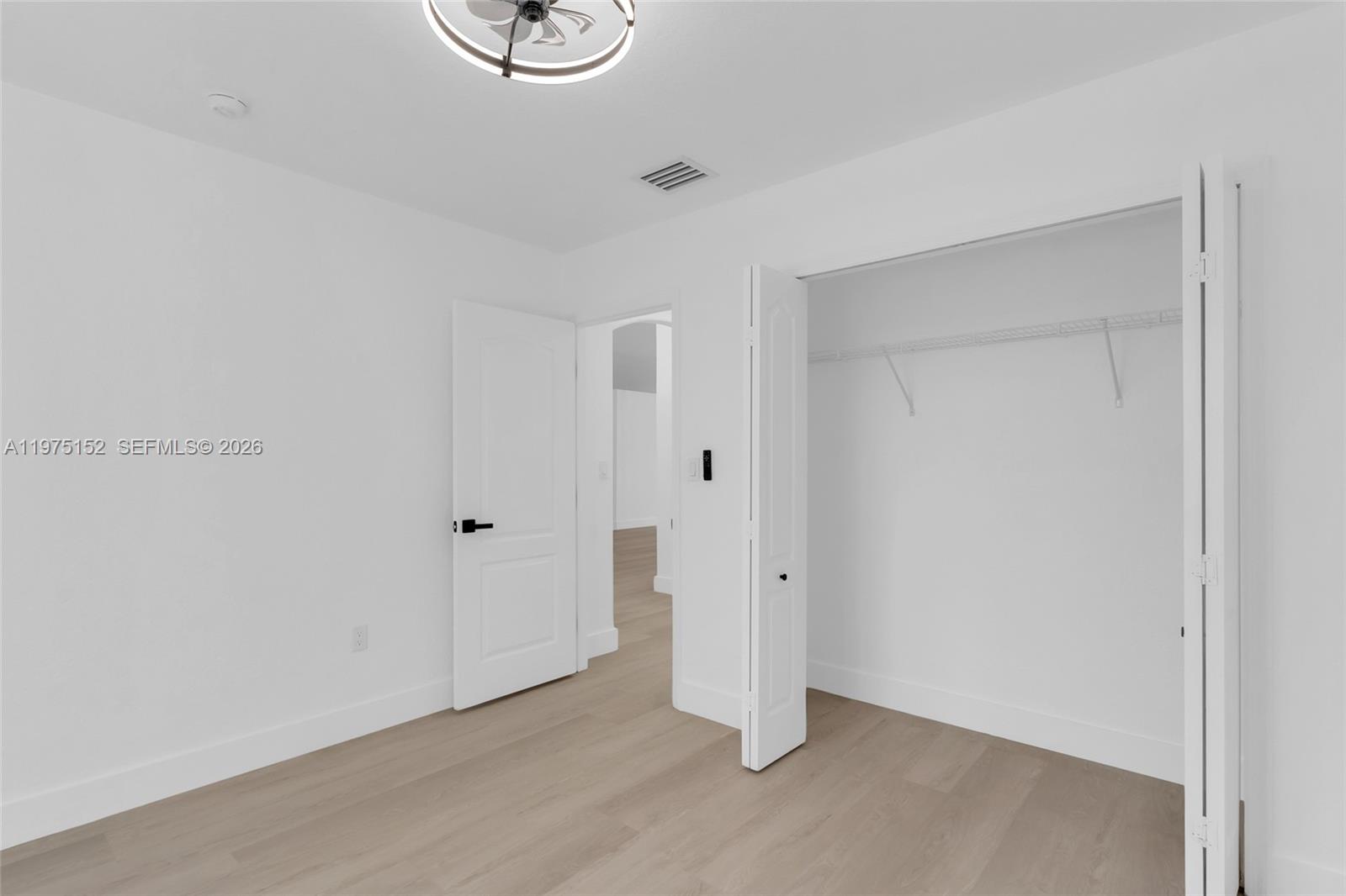 SUNSET LAKES ESTATES 1ST - Residential