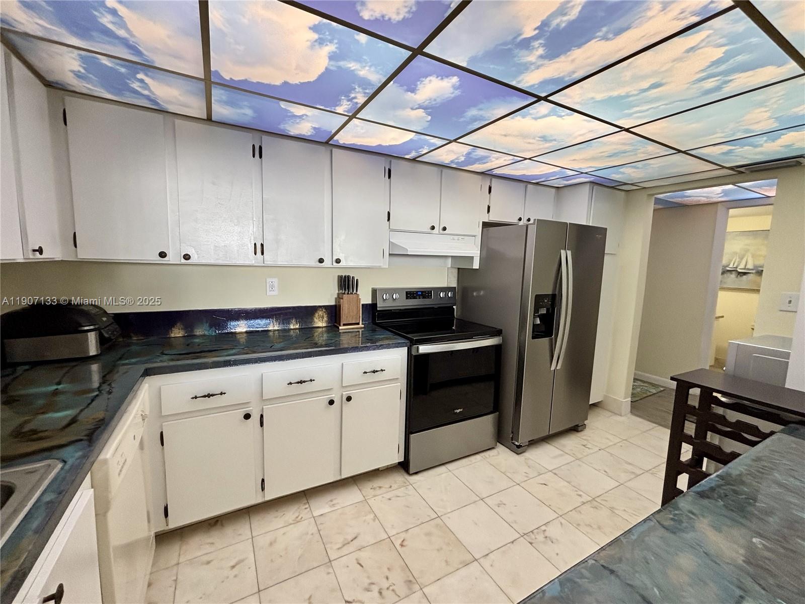 BOSTON PLAZA CONDO - Residential