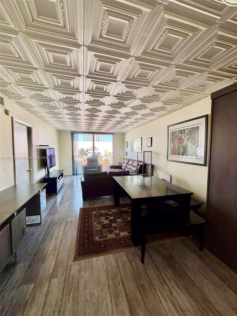 BOSTON PLAZA CONDO - Residential