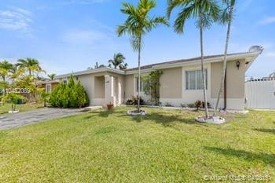 Centrally Located One Story Single Family Home, just minutes from the Southland Mall & other Shopping Centers, Close to Supermarkets, Pharmacies, Schools, minutes from FL Turnpike & US-1. House features: large master bedroom with walking closet and beautiful direct entrance to the yard's patio, wood floors,  kitchen with granite countertops, hurricane shutters, large fully fenced yard for entertainment, Vinyl Backyard Storage Shed, new HV/AC Unit. No association fees.