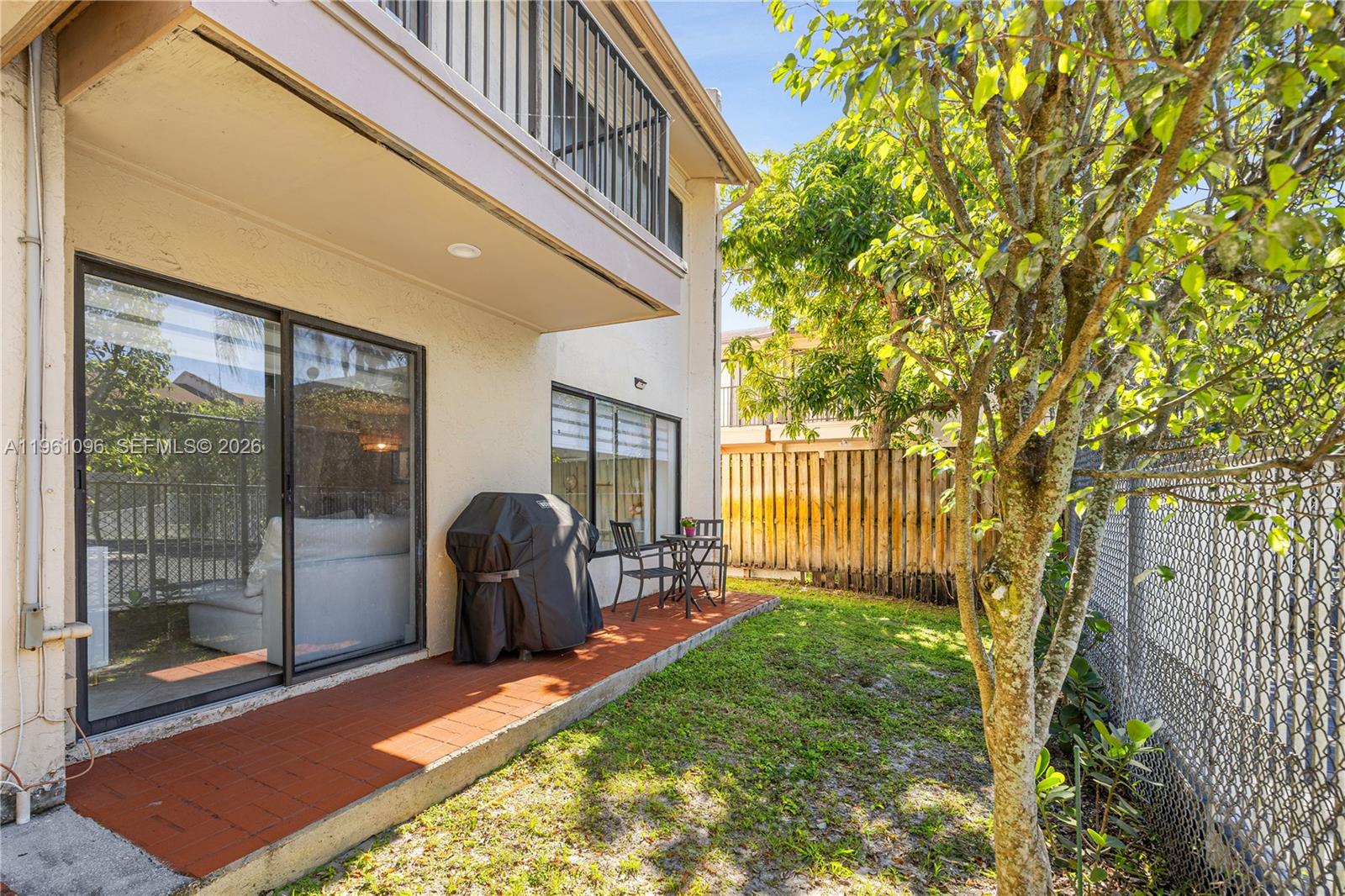 COLONIAL LAKES VILLAS - Residential