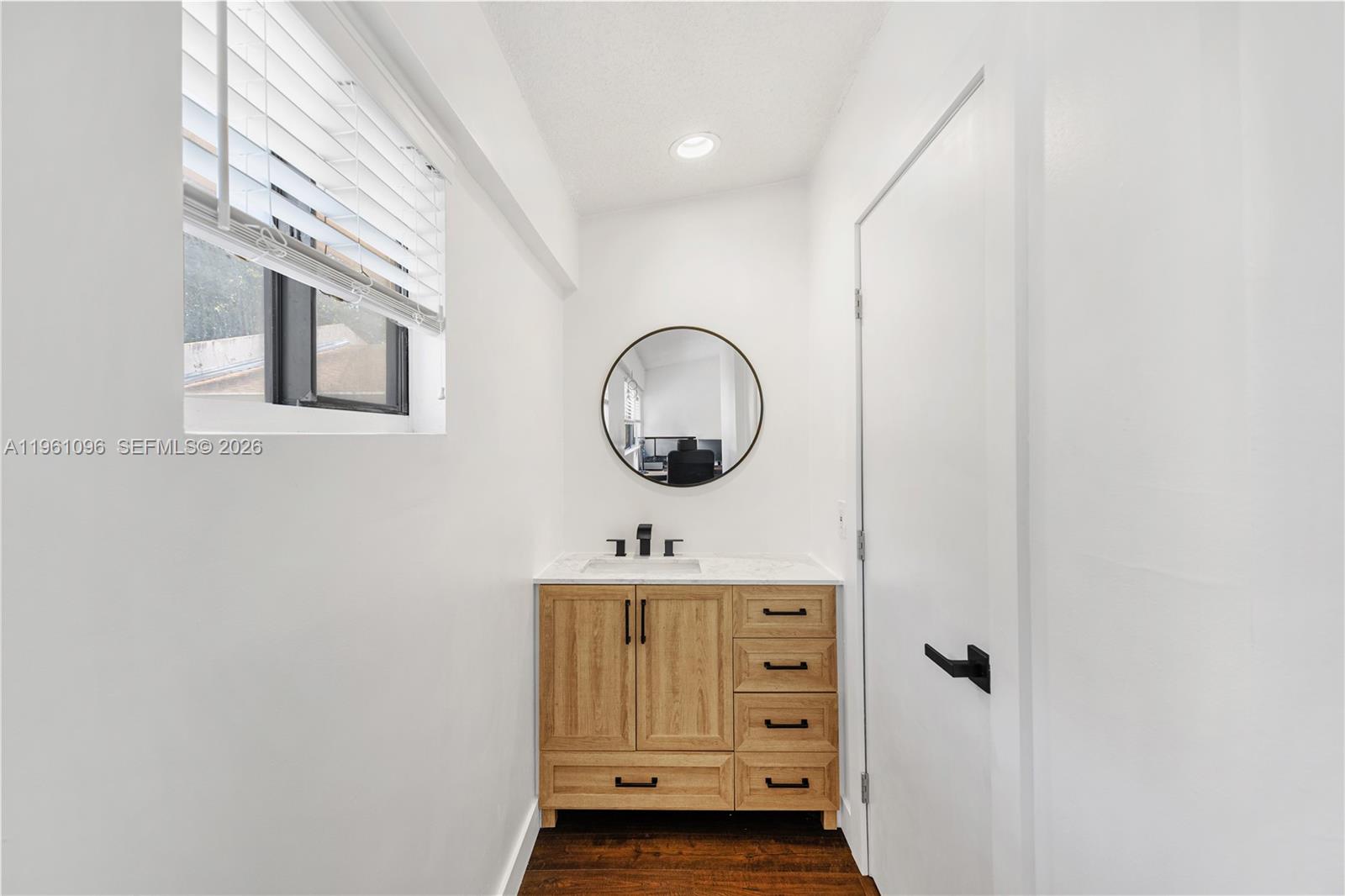 COLONIAL LAKES VILLAS - Residential