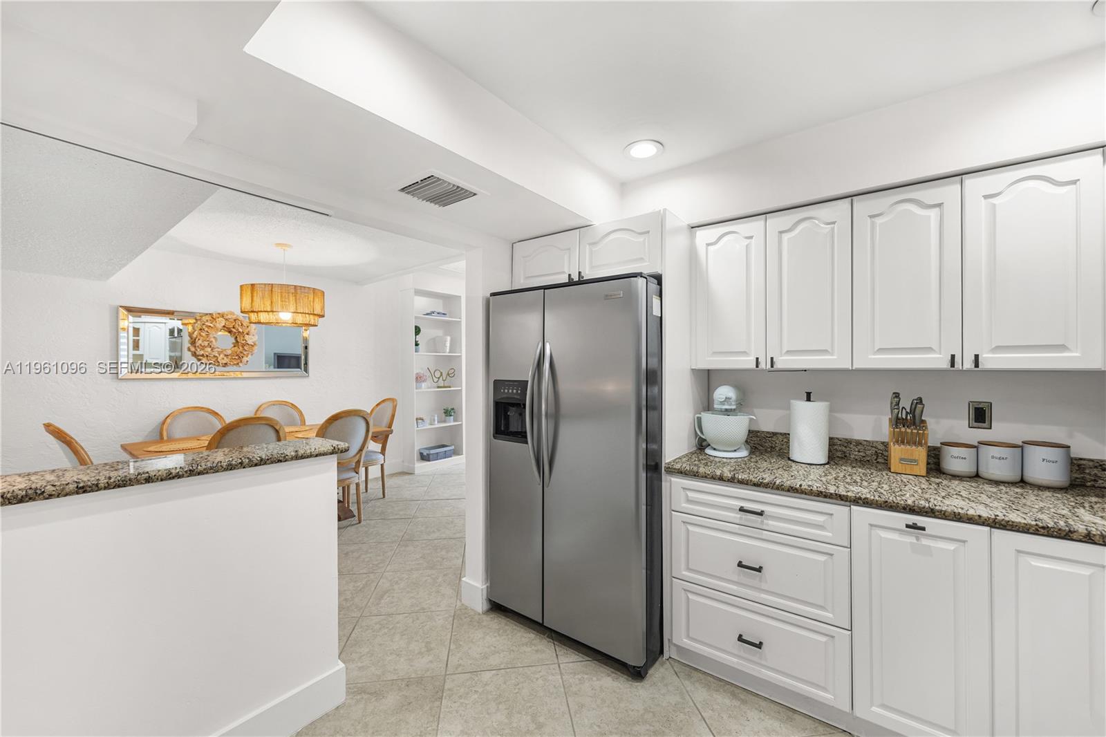 COLONIAL LAKES VILLAS - Residential