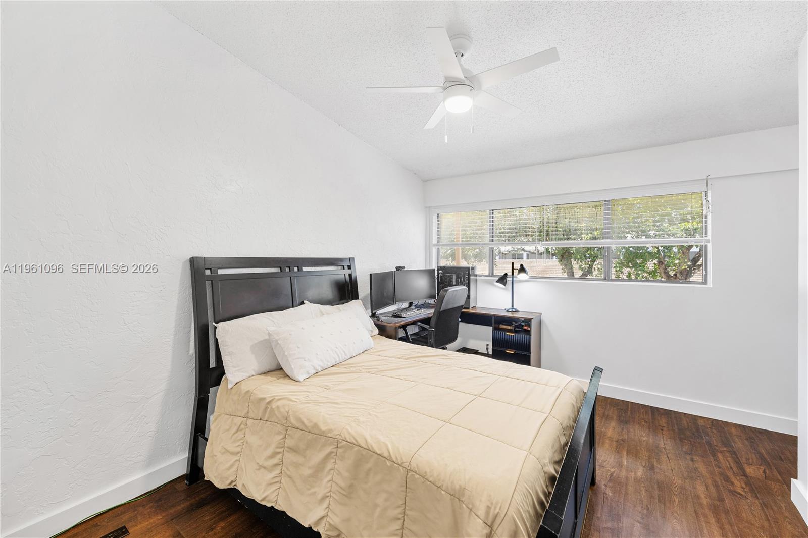 COLONIAL LAKES VILLAS - Residential