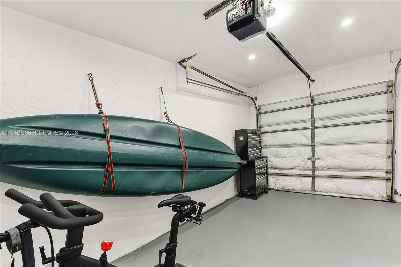 COLONIAL LAKES VILLAS - Residential