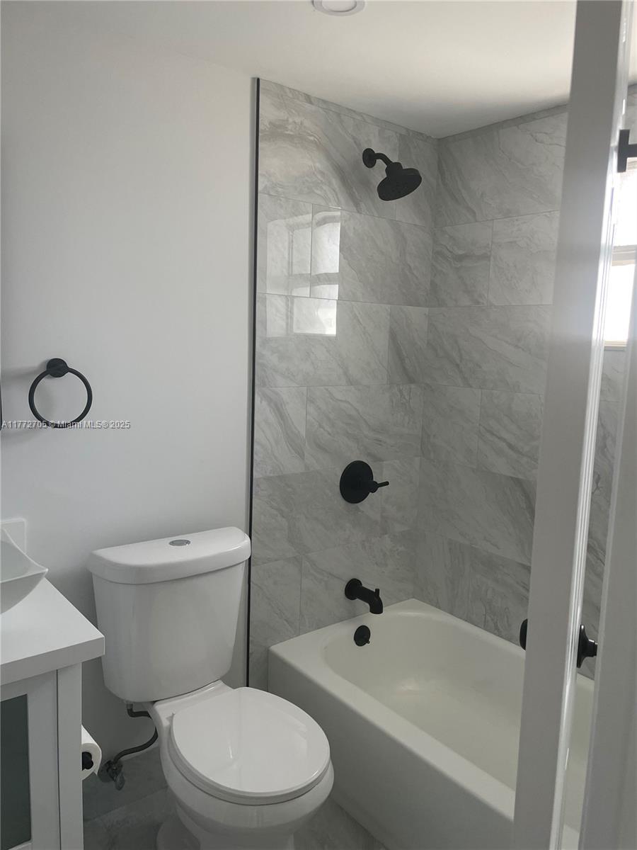 VALENCIA TERRACE CONDO - Residential