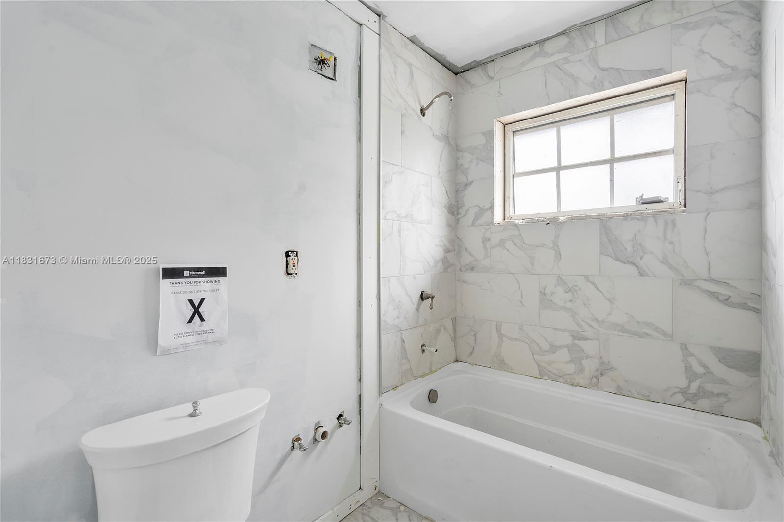 THE LORENA CONDO - Residential