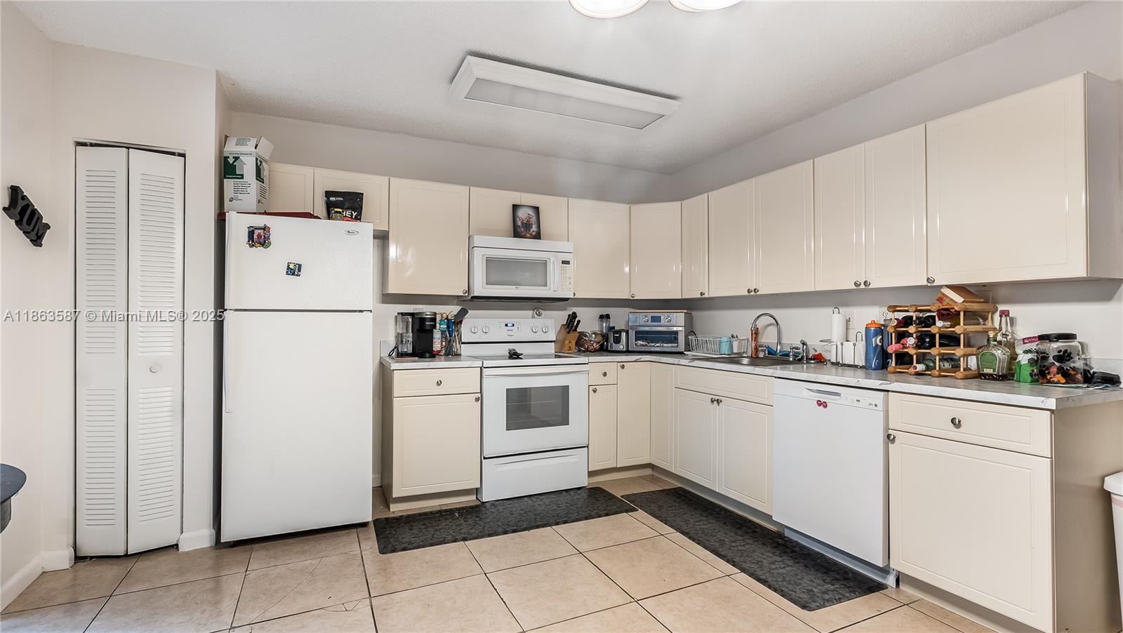 WOODVALE - Residential