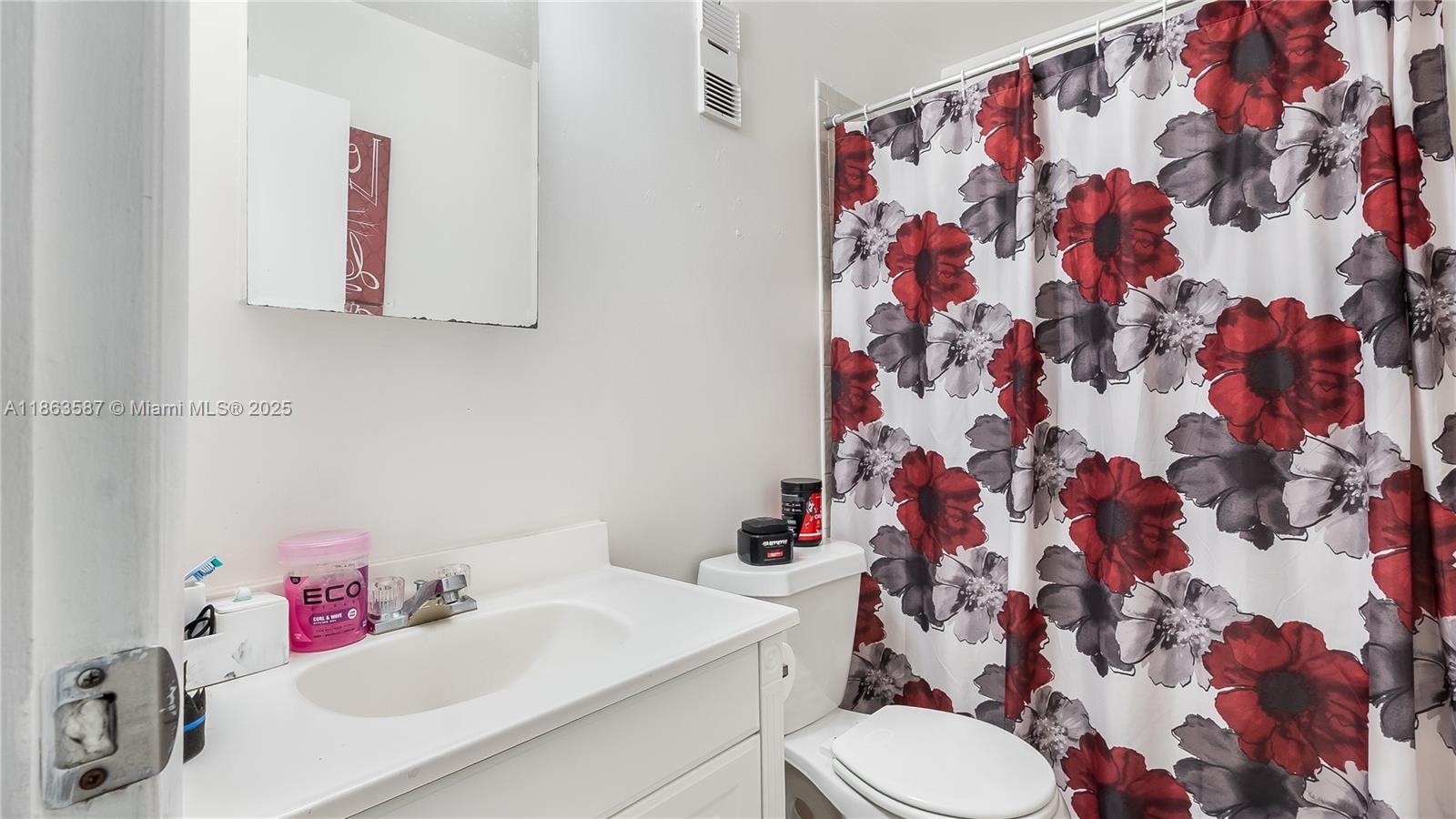 WOODVALE - Residential