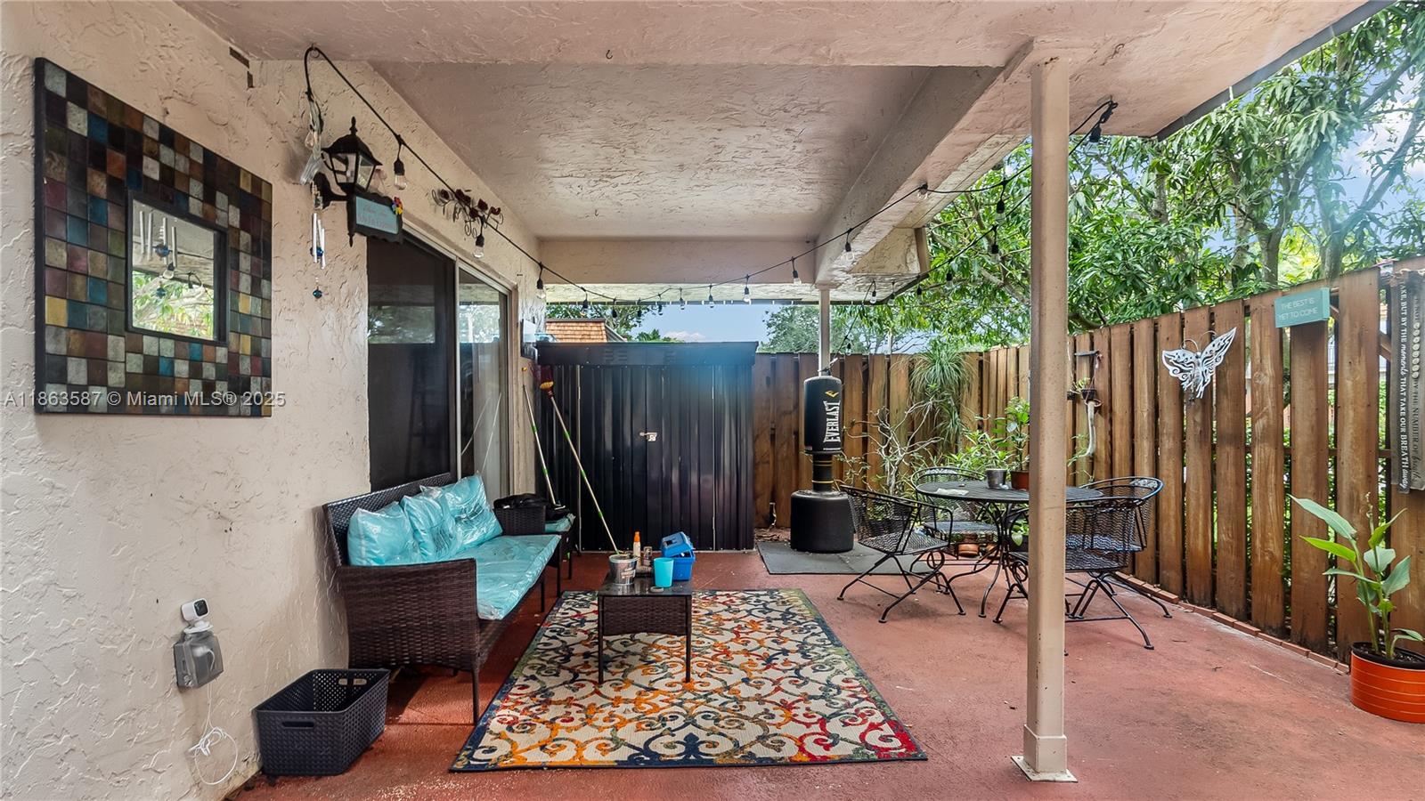 WOODVALE - Residential