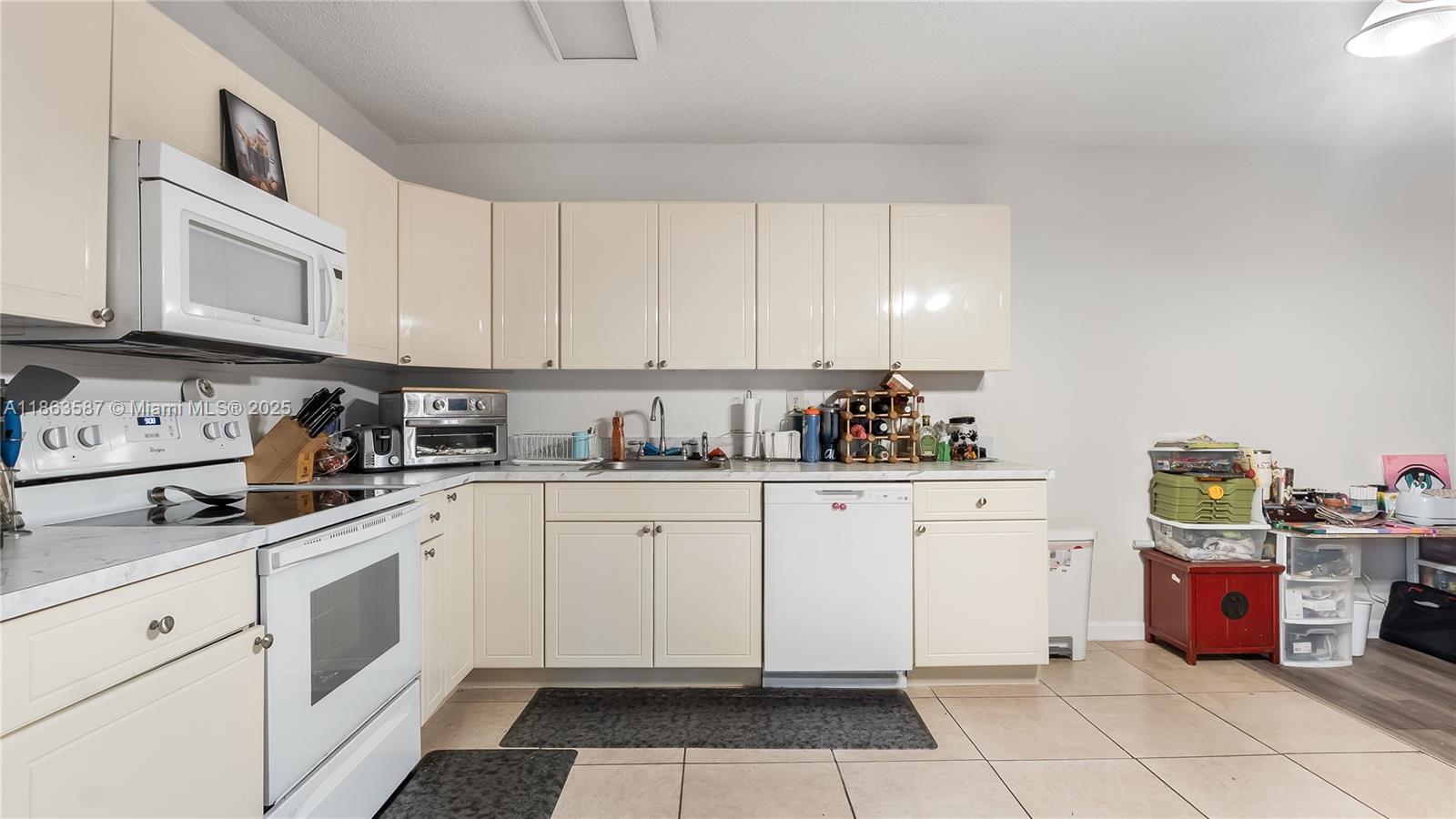 WOODVALE - Residential