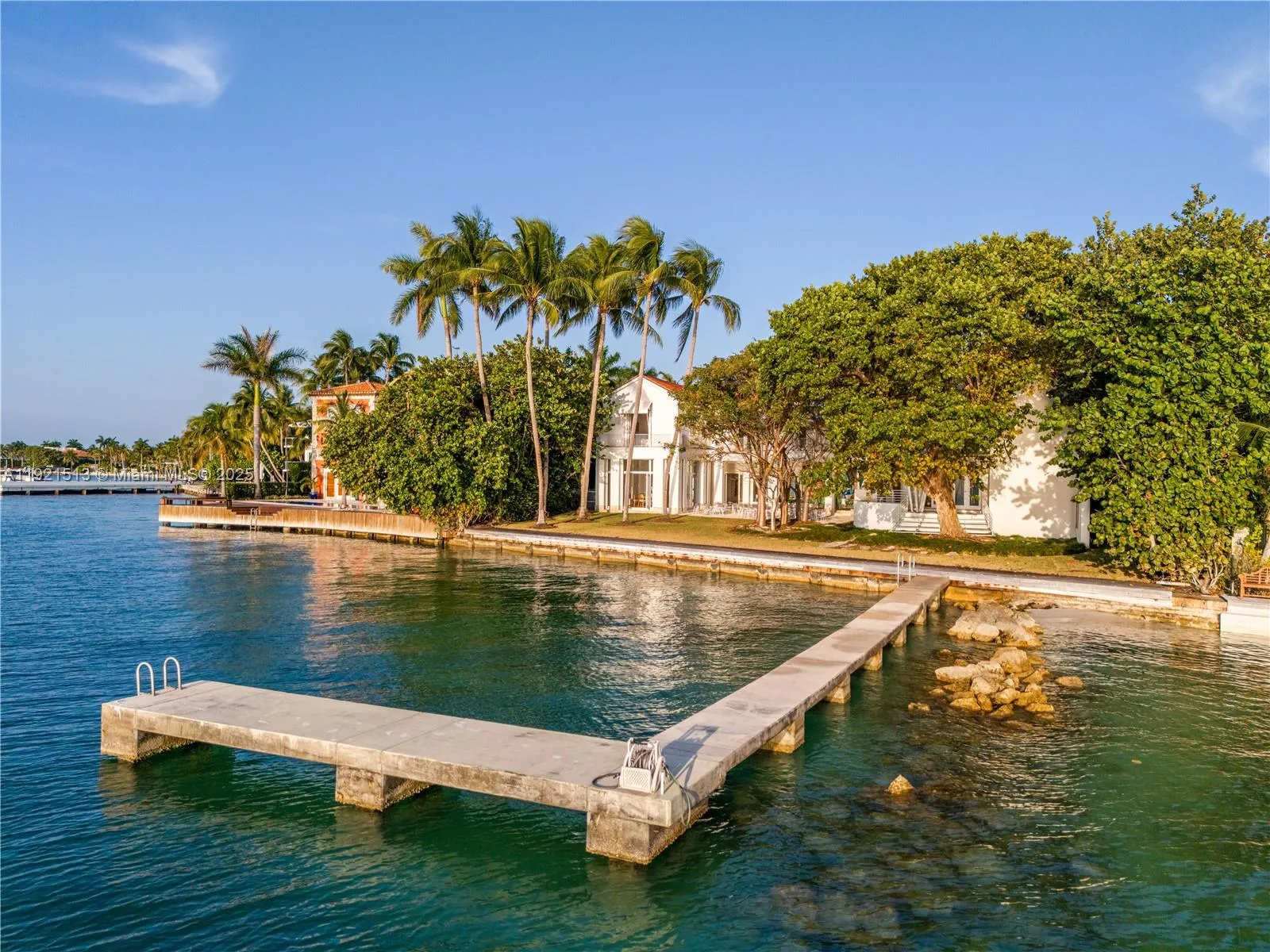 Key Biscayne, Florida 33149, United States, 3 Bedrooms Bedrooms, ,5 BathroomsBathrooms,Residential,Active,248828