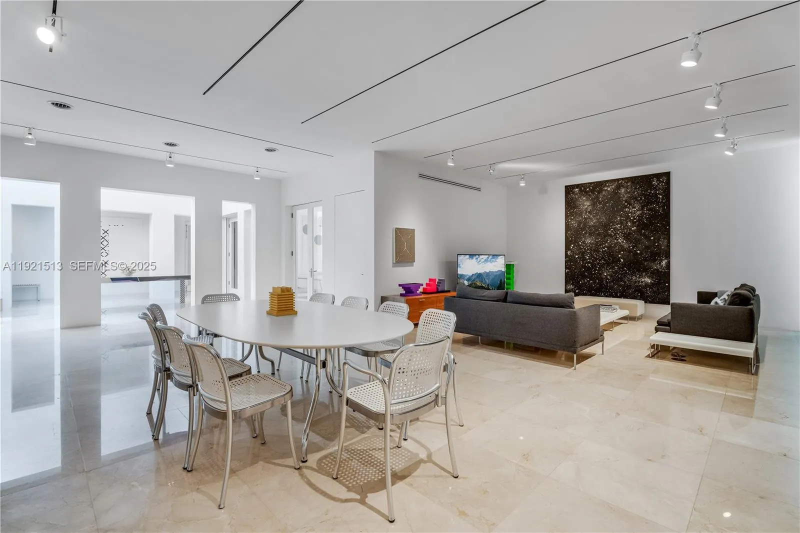 Key Biscayne, Florida 33149, United States, 3 Bedrooms Bedrooms, ,5 BathroomsBathrooms,Residential,Active,248828