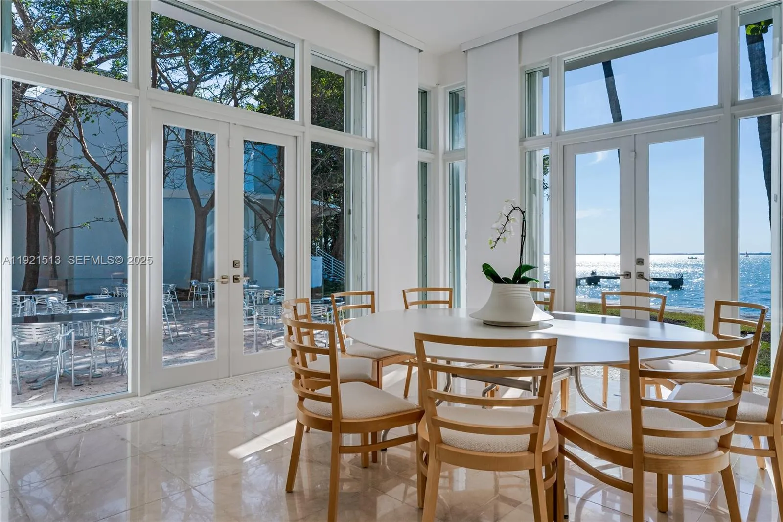 Key Biscayne, Florida 33149, United States, 3 Bedrooms Bedrooms, ,5 BathroomsBathrooms,Residential,Active,248828