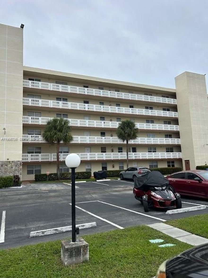 Corner 2/2 penthouse unit substantially remodeled few years ago looking in like new condition ! Newer SS appliances in the beautiful open remodeled kitchen. Remodeled bathrooms. Impact windows and impact 2 door walls on the enclosed balcony opened up from the living room for extended living square footage with fantastic peaceful view of the lake. One of the nicest unit in one of the best buildings in Meadowbrook View Lakes. A must see !!!