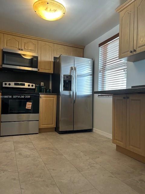 MEADOWBROOK LAKES VIEW CO - Residential