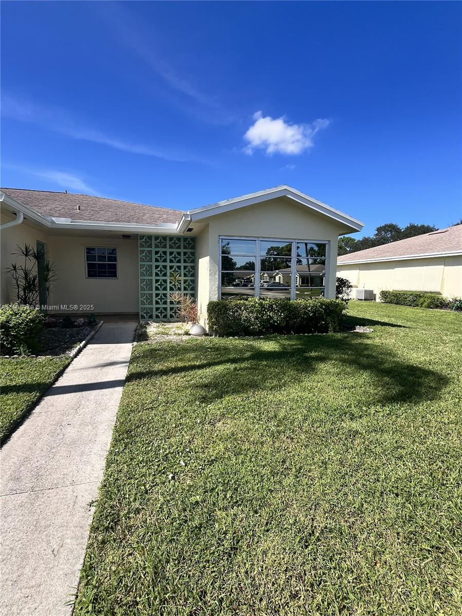 View photos, virtual tours, details... 5091 Lakefront Blvd D