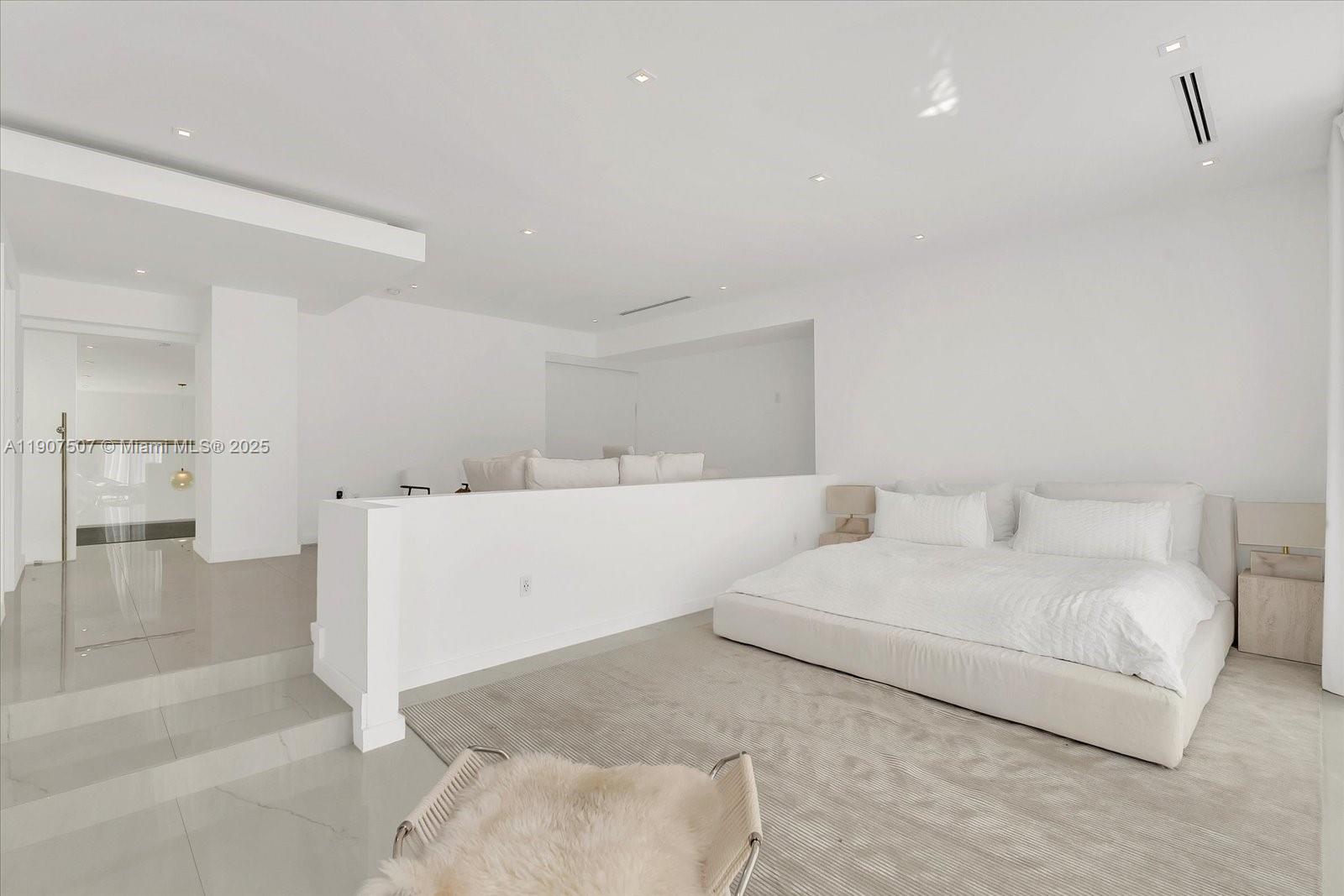 ALTOS DEL MAR NO 1 - Residential