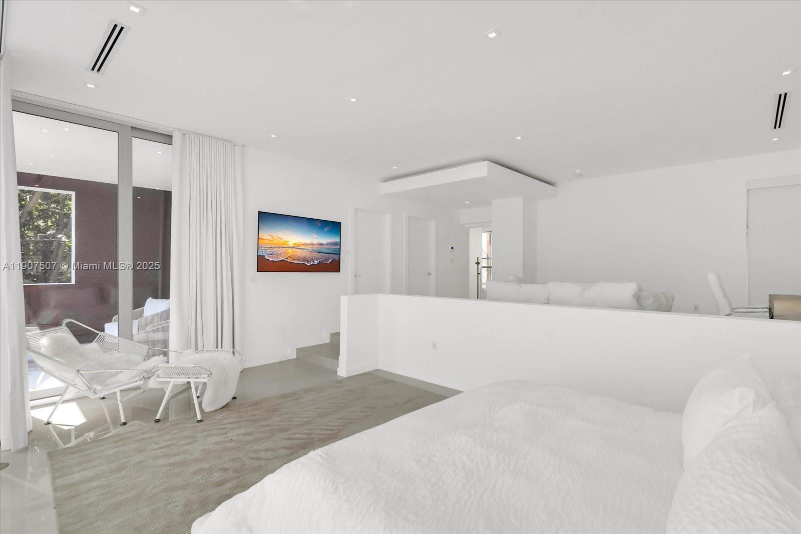 ALTOS DEL MAR NO 1 - Residential