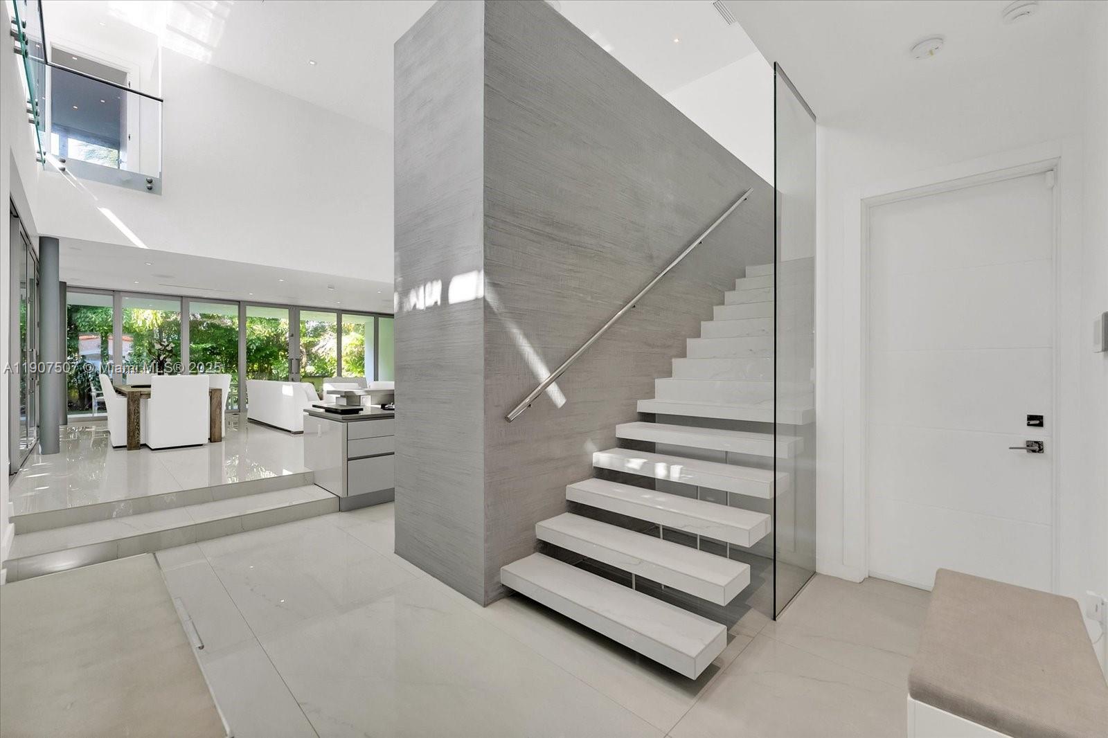 ALTOS DEL MAR NO 1 - Residential