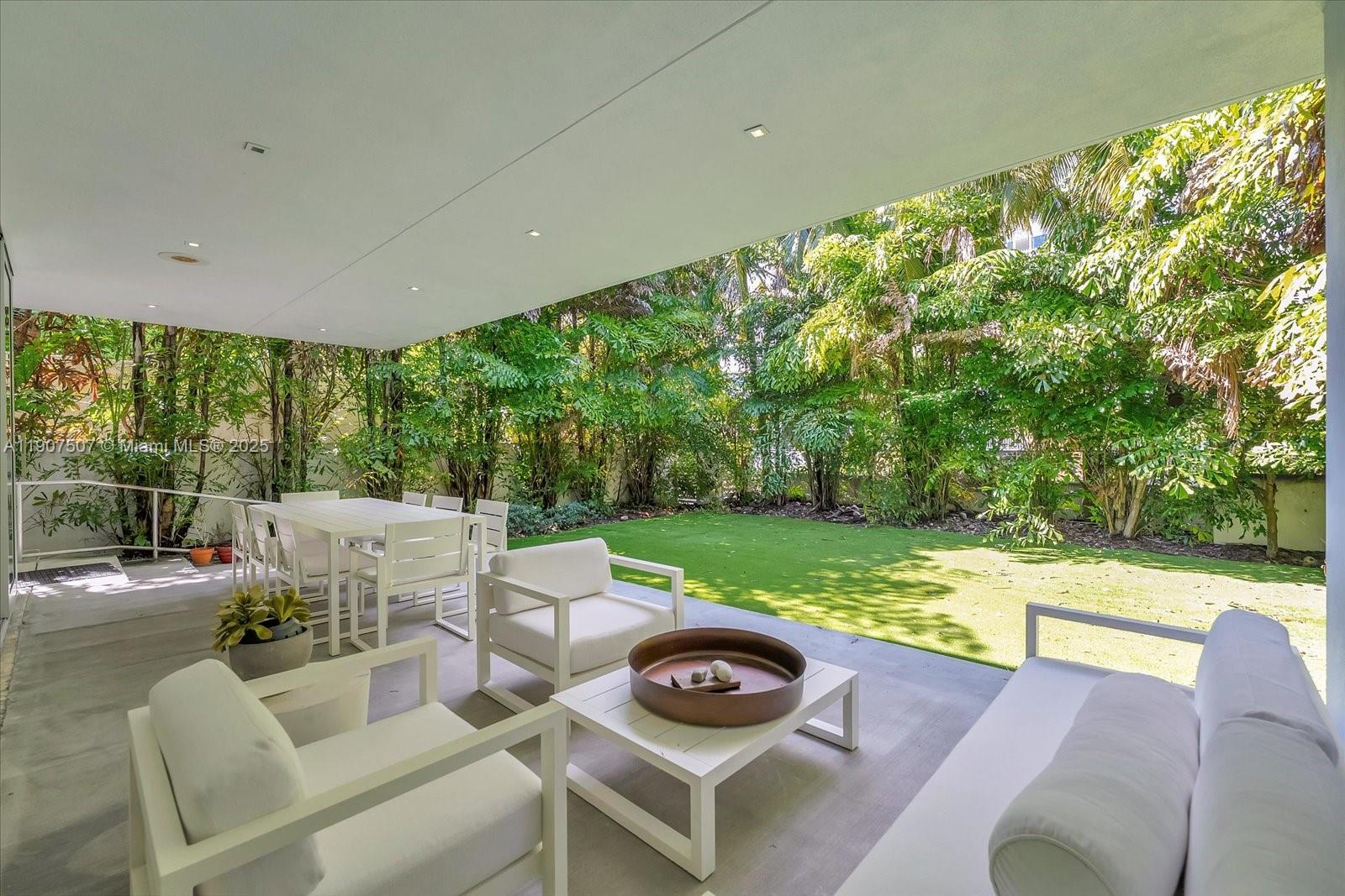 ALTOS DEL MAR NO 1 - Residential