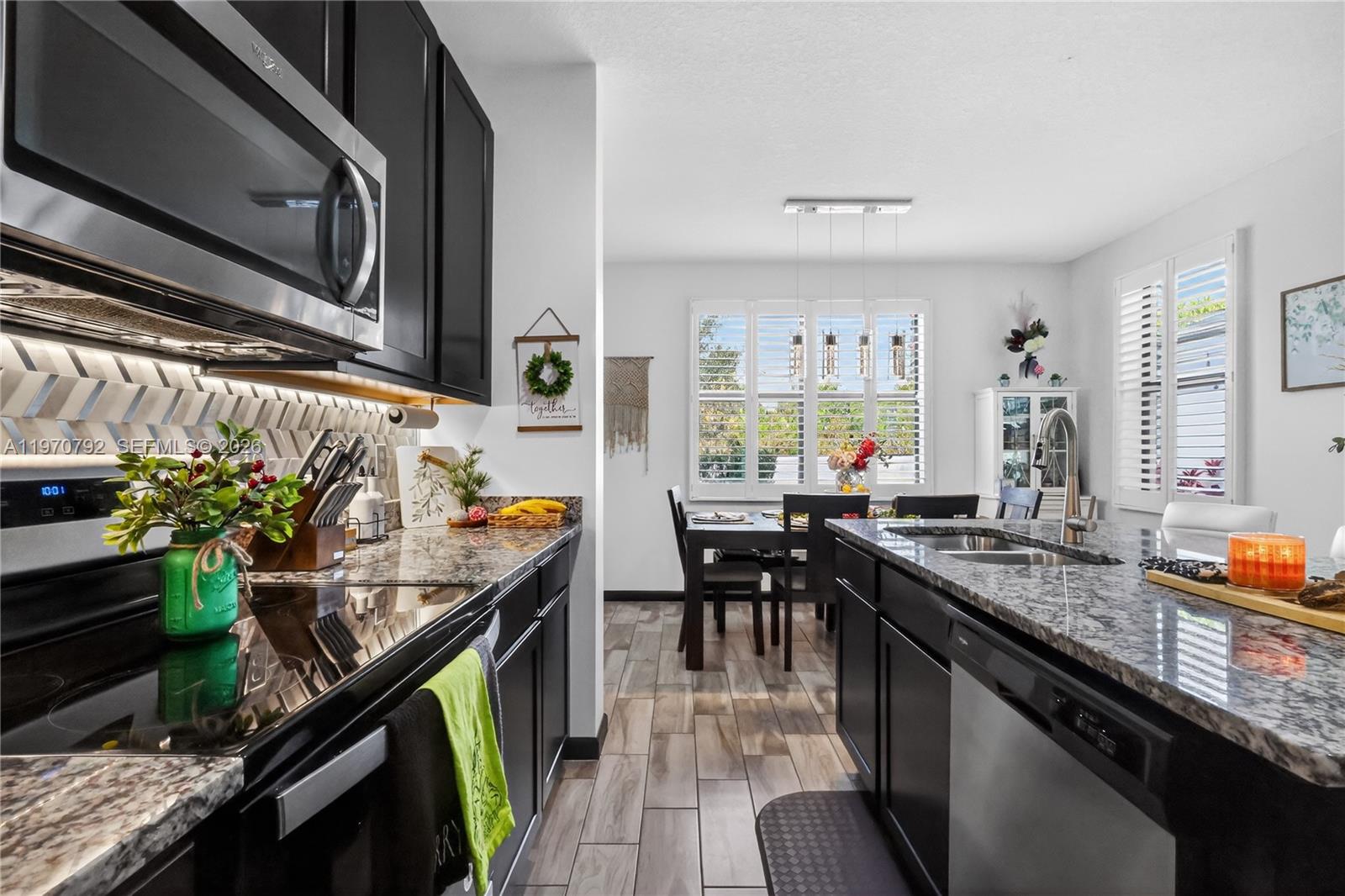 RESIDENCES AT PALM AIRE - Residential