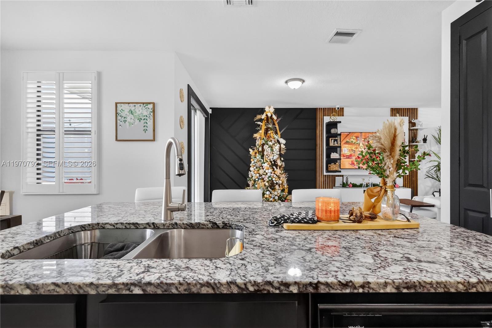 RESIDENCES AT PALM AIRE - Residential