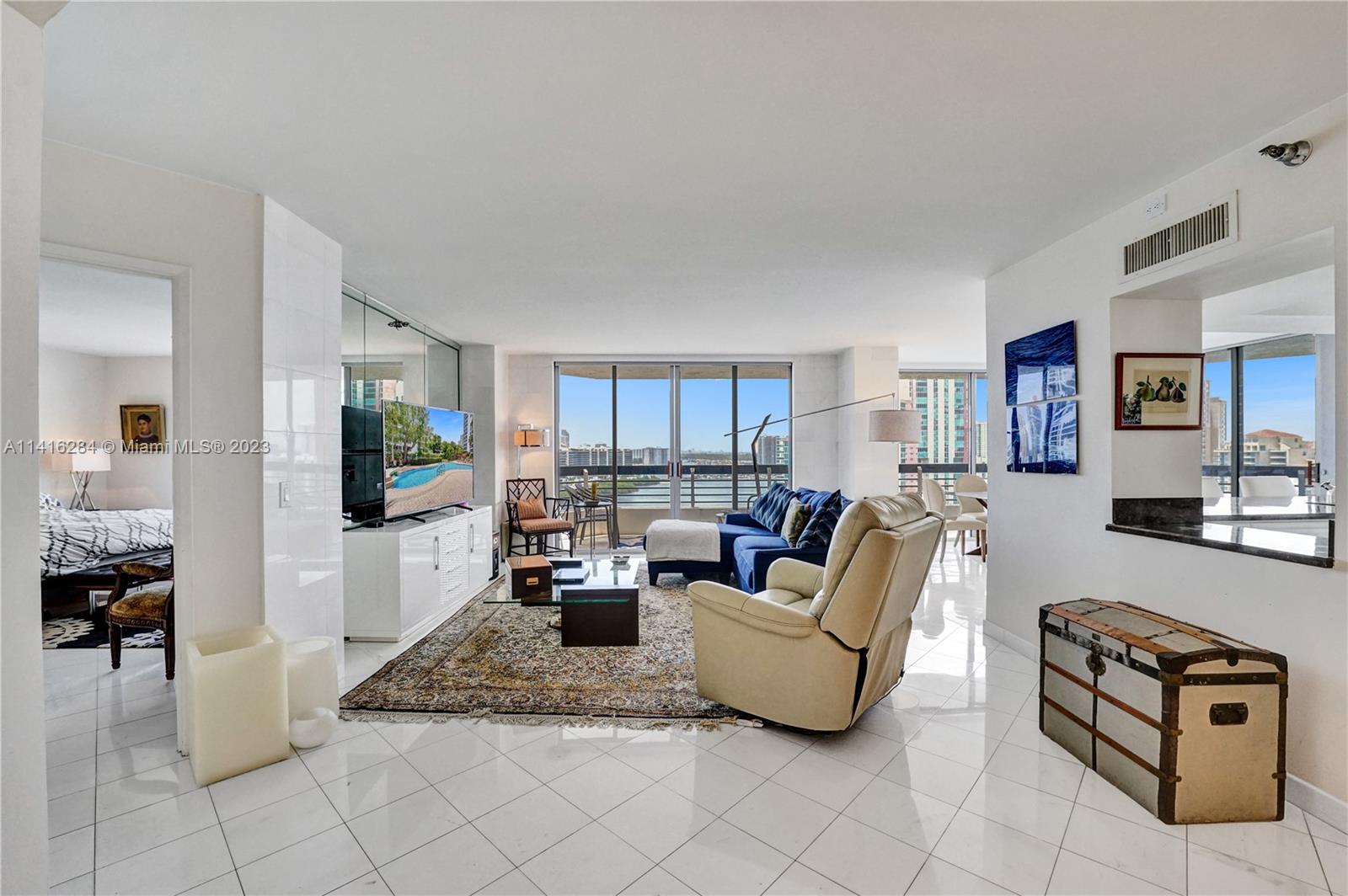 MYSTIC POINTE - Residential