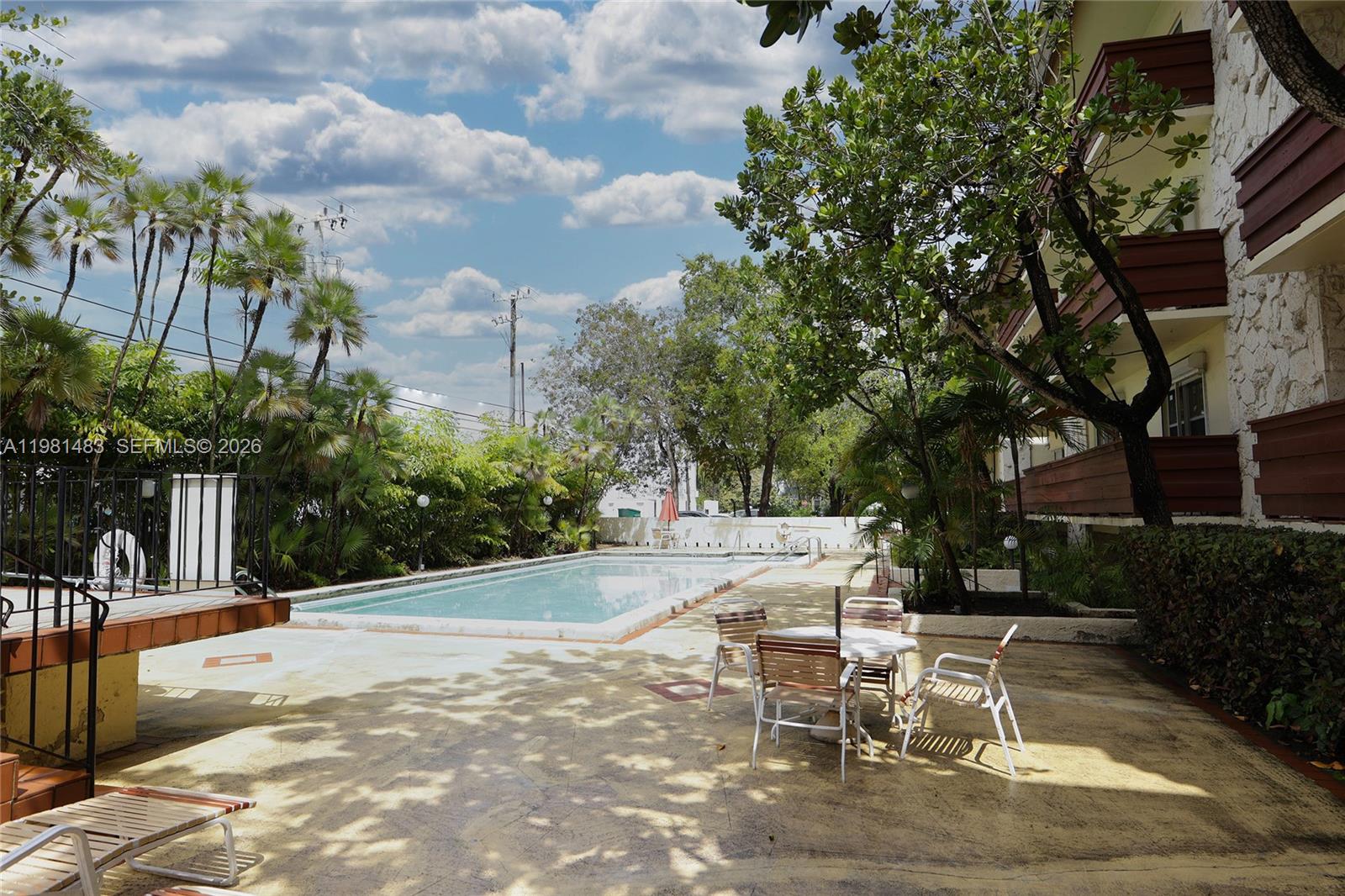 VILLA CAPRI CONDO - Residential