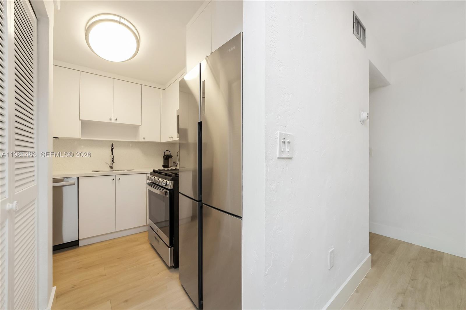 VILLA CAPRI CONDO - Residential